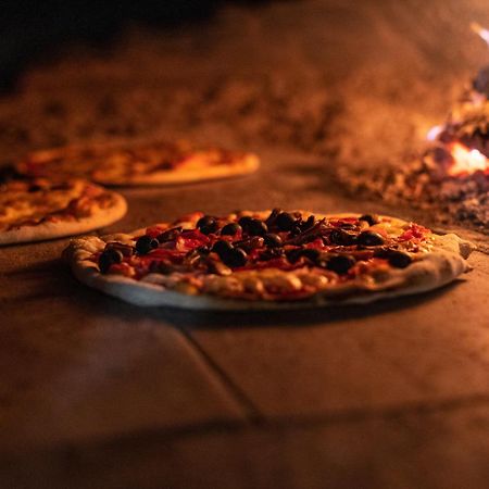 Отель Wellness & Restaurant U Fandy Lhotka  Экстерьер фото