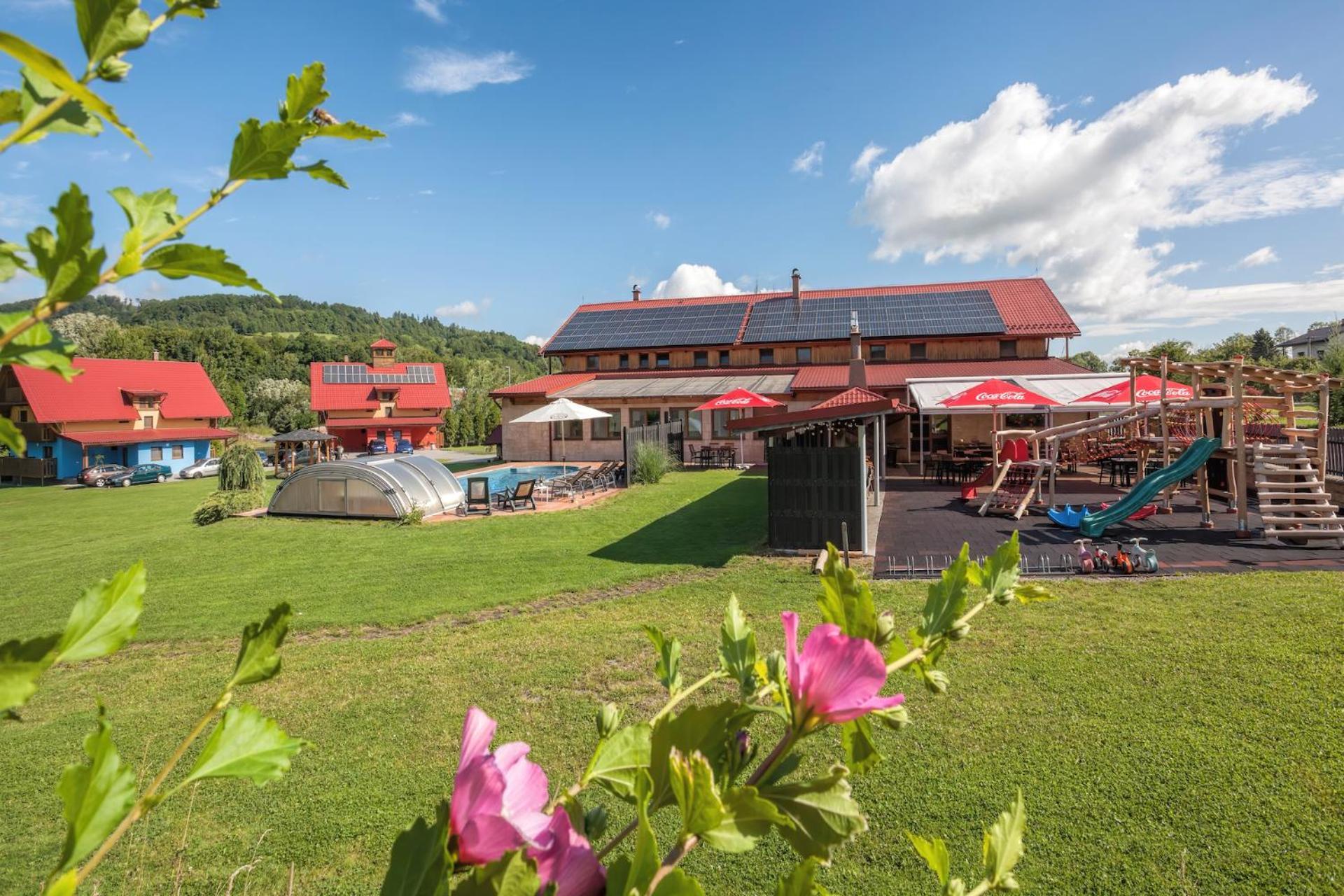 Отель Wellness & Restaurant U Fandy Lhotka  Экстерьер фото